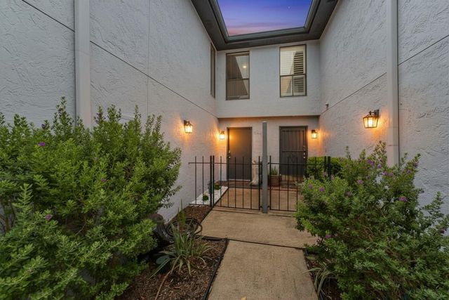 1914 Augusta Drive 1, Houston, TX 77057