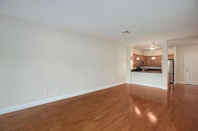35 Commonwealth Ave 110, Newton, MA 02459