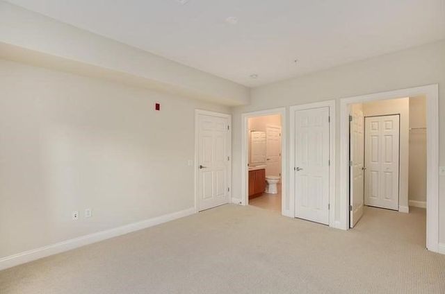 35 Commonwealth Ave 110, Newton, MA 02459