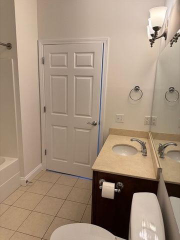 35 Commonwealth Ave 110, Newton, MA 02459