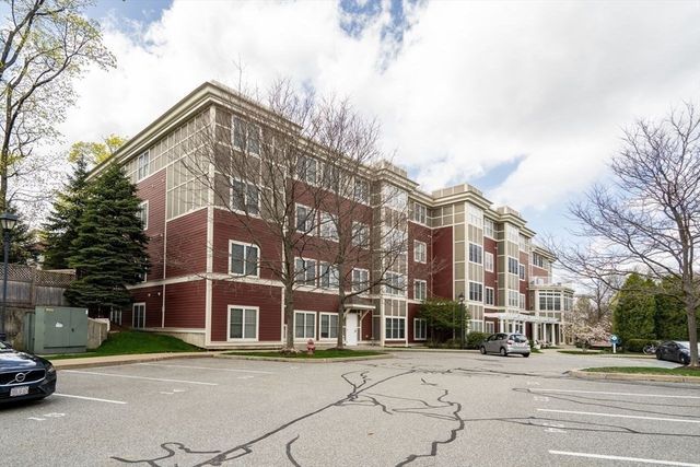 35 Commonwealth Ave 110, Newton, MA 02459
