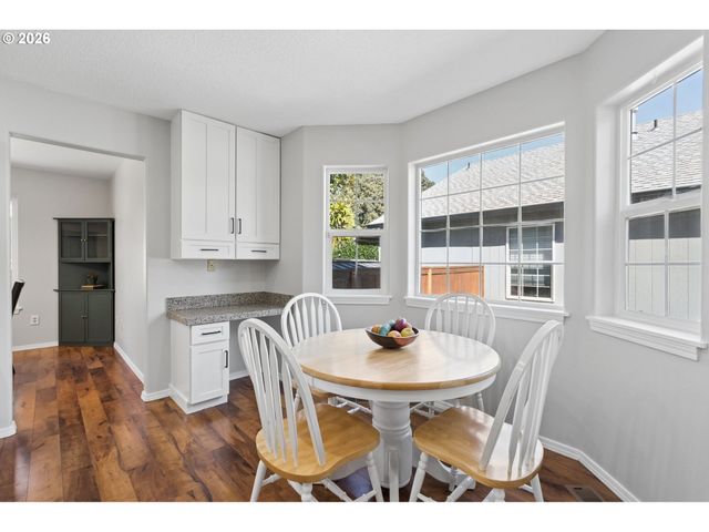 17891 Sw GEORGE Ct, Beaverton, OR 97078