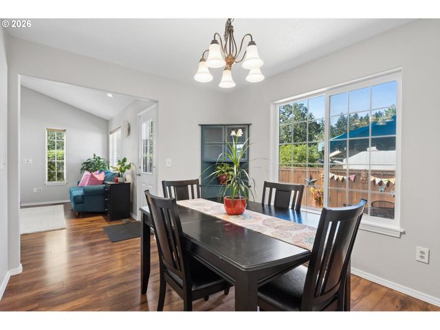 17891 Sw GEORGE Ct, Beaverton, OR 97078