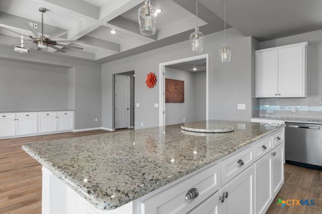 160 Red Stag Court, Lampasas, TX 76550