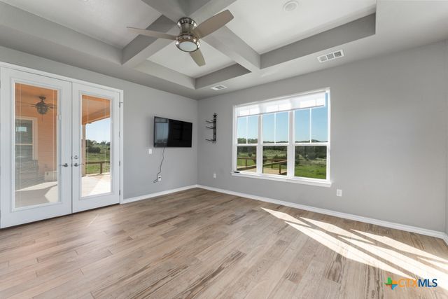 160 Red Stag Court, Lampasas, TX 76550