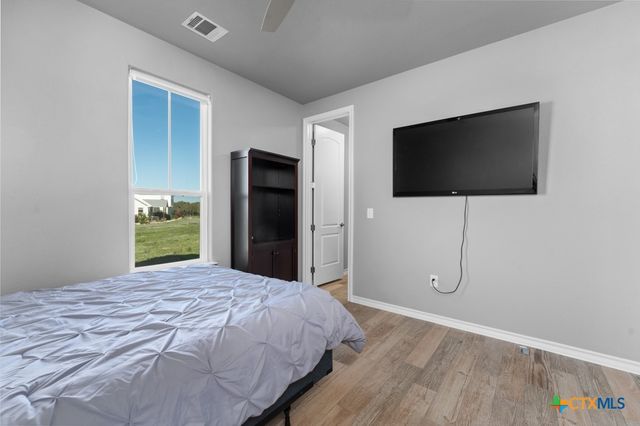 160 Red Stag Court, Lampasas, TX 76550