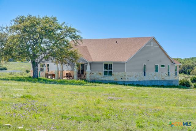 160 Red Stag Court, Lampasas, TX 76550