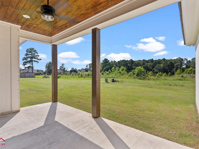37 Turtle Creek Drive, Benton, LA 71006