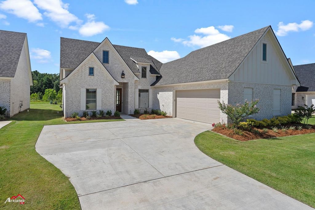 37 Turtle Creek Drive, Benton, LA 71006