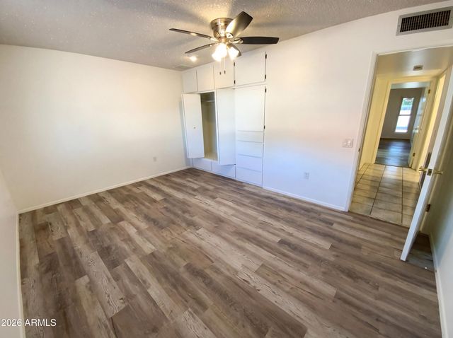 13613 N BUCCANEER Way, Sun City, AZ 85351