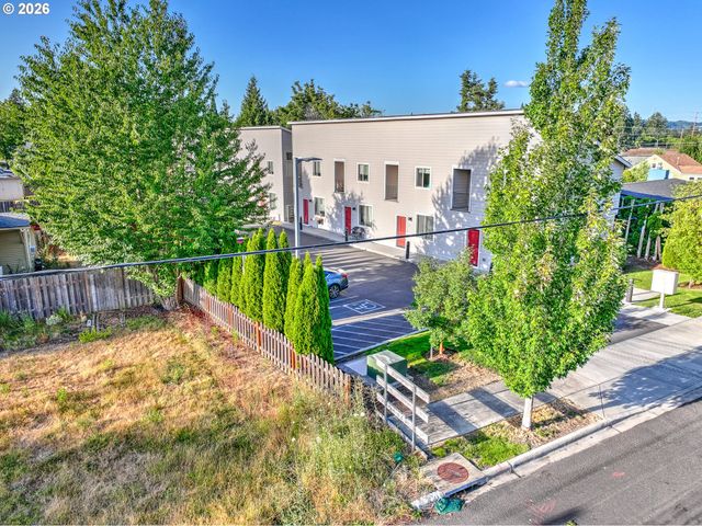 17345 Sw BLANTON St, Beaverton, OR 97078