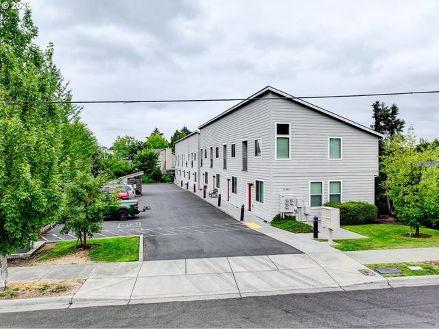 17345 Sw BLANTON St, Beaverton, OR 97078