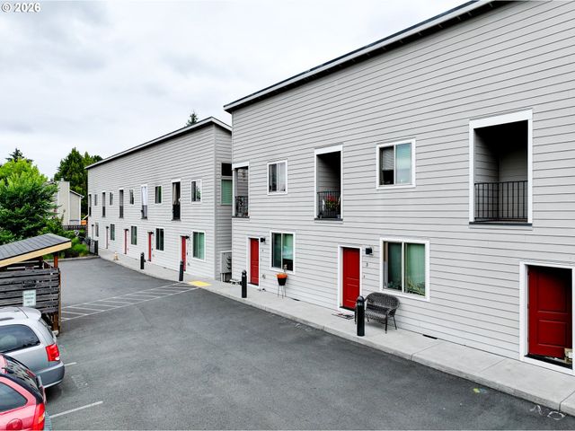 17345 Sw BLANTON St, Beaverton, OR 97078