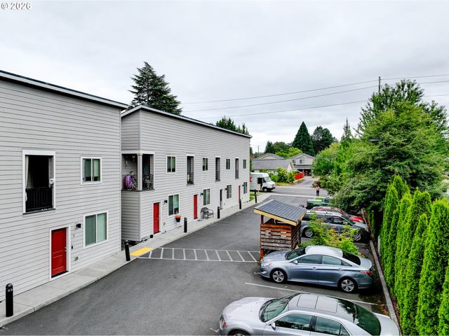 17345 Sw BLANTON St, Beaverton, OR 97078