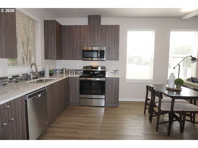 17345 Sw BLANTON St, Beaverton, OR 97078