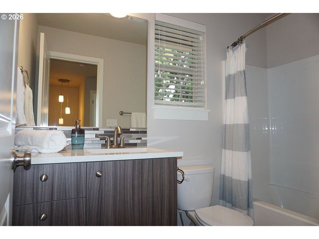 17345 Sw BLANTON St, Beaverton, OR 97078