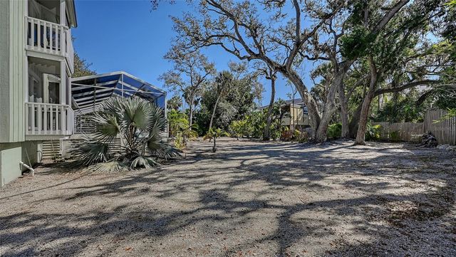 5310 HIDDEN HARBOR ROAD, Sarasota, FL 34242