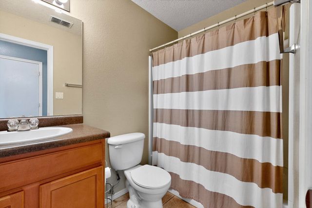 107 OAKWOOD Court SW, Rio Rancho, NM 87124