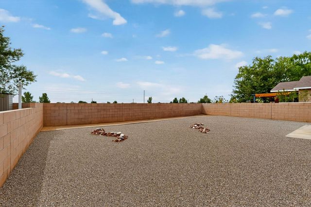 107 OAKWOOD Court SW, Rio Rancho, NM 87124