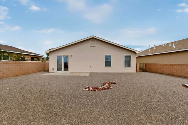 107 OAKWOOD Court SW, Rio Rancho, NM 87124
