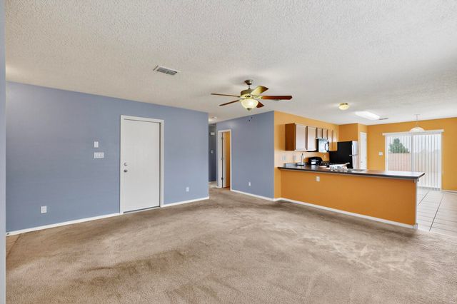 107 OAKWOOD Court SW, Rio Rancho, NM 87124