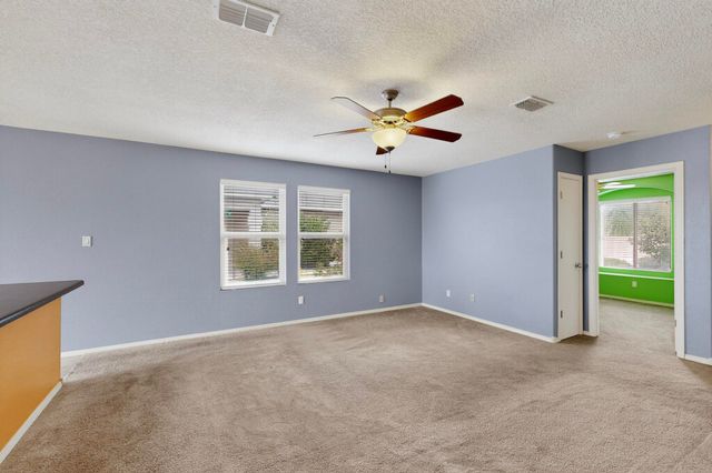 107 OAKWOOD Court SW, Rio Rancho, NM 87124