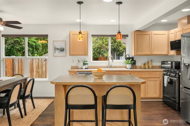 18430 134th Place NE, Woodinville, WA 98072