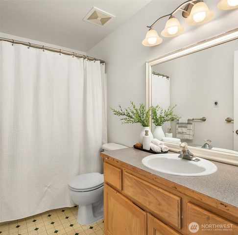 18430 134th Place NE, Woodinville, WA 98072