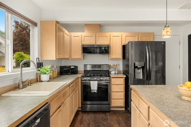 18430 134th Place NE, Woodinville, WA 98072