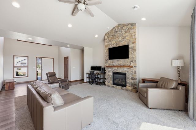 1229 Southview Drive SW, Glyndon, MN 56547