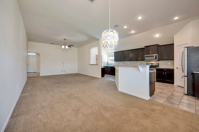 12024 Castleford Way, Fort Worth, TX 76036