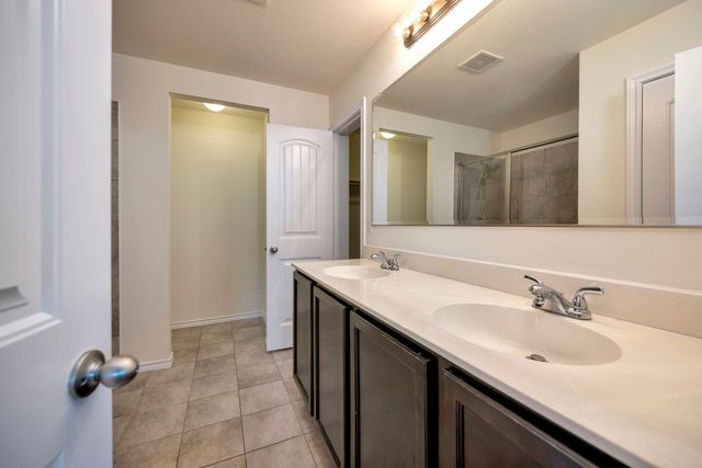 12024 Castleford Way, Fort Worth, TX 76036
