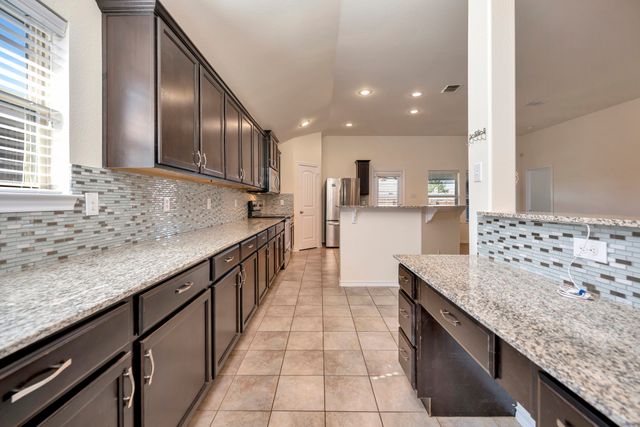 12024 Castleford Way, Fort Worth, TX 76036