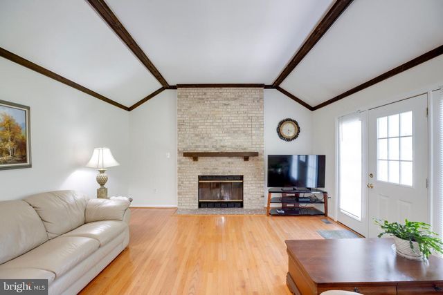 9720 ASPEN HOLLOW WAY, Fairfax, VA 22032
