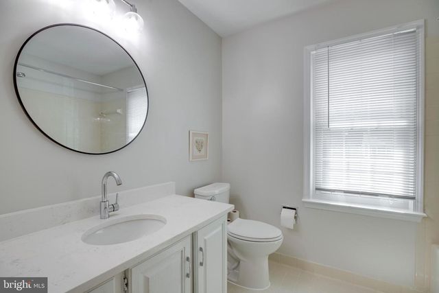9720 ASPEN HOLLOW WAY, Fairfax, VA 22032