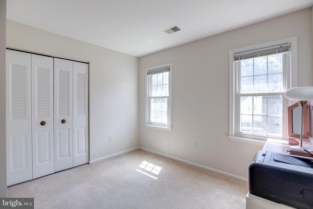 9720 ASPEN HOLLOW WAY, Fairfax, VA 22032