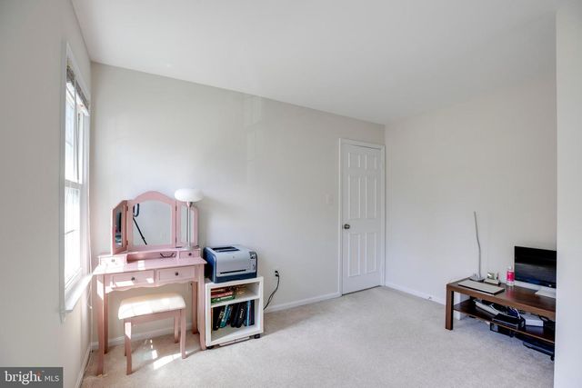 9720 ASPEN HOLLOW WAY, Fairfax, VA 22032