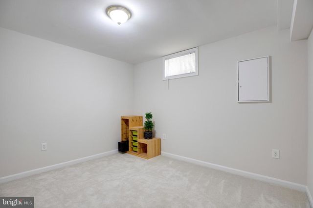 9720 ASPEN HOLLOW WAY, Fairfax, VA 22032
