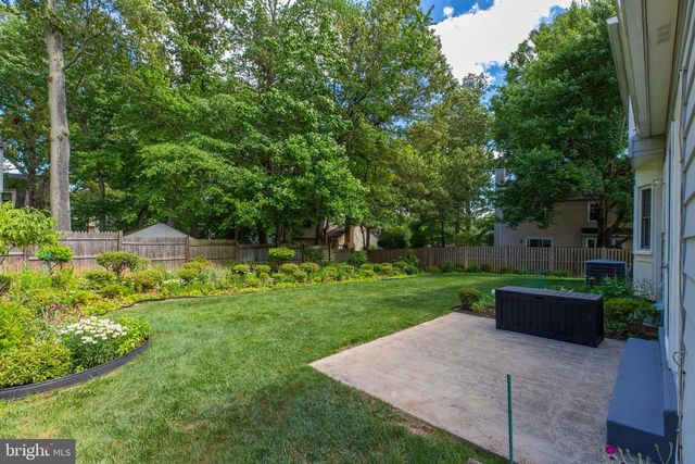 9720 ASPEN HOLLOW WAY, Fairfax, VA 22032