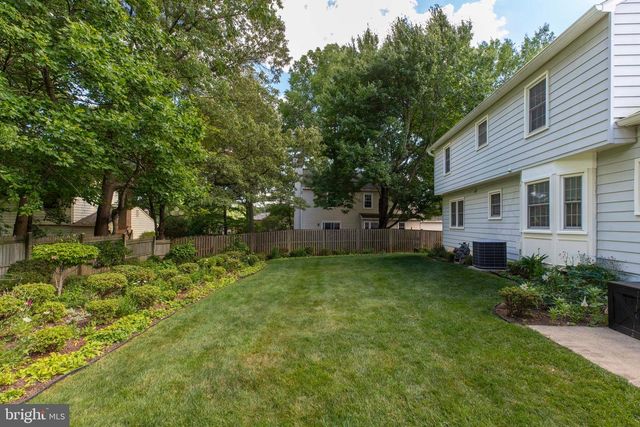 9720 ASPEN HOLLOW WAY, Fairfax, VA 22032