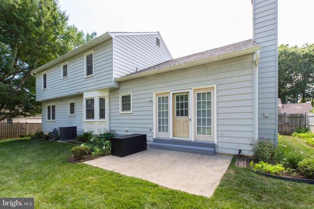 9720 ASPEN HOLLOW WAY, Fairfax, VA 22032