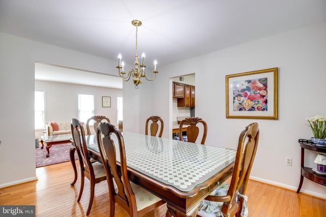 9720 ASPEN HOLLOW WAY, Fairfax, VA 22032