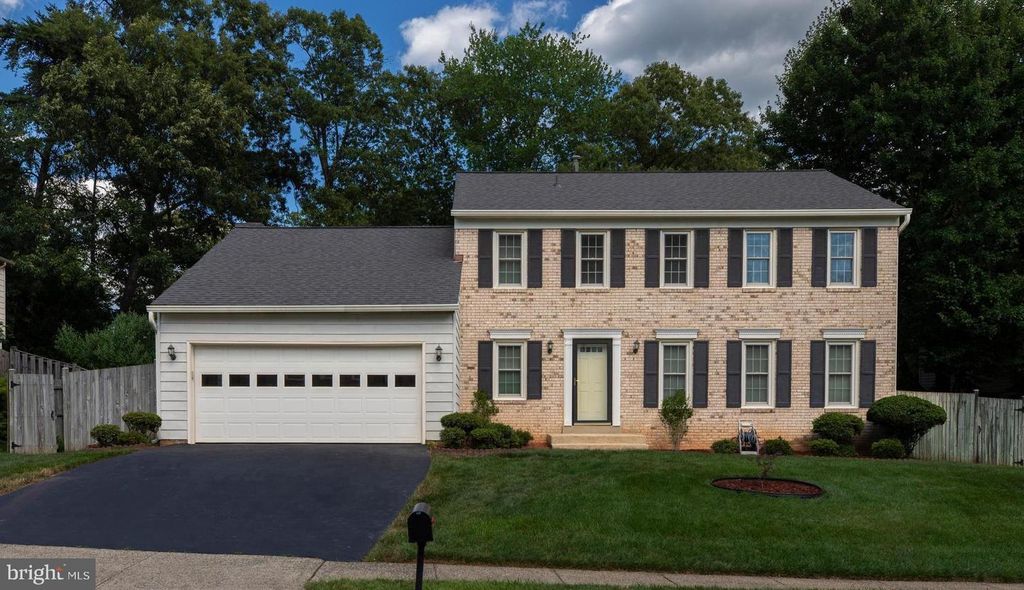 9720 ASPEN HOLLOW WAY, Fairfax, VA 22032