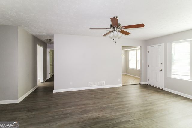 858 Martin Road, Stone Mountain, GA 30088