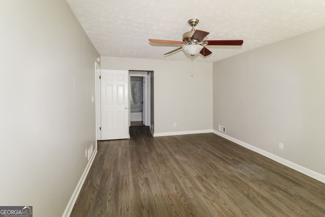 858 Martin Road, Stone Mountain, GA 30088