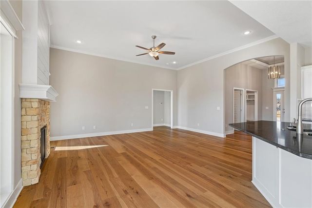 7001 NE 103rd Street, Kansas City, MO 64156