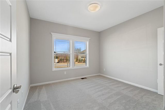 7001 NE 103rd Street, Kansas City, MO 64156