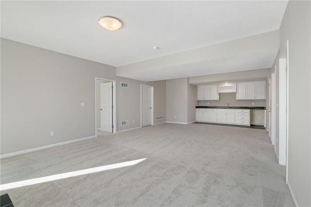 7001 NE 103rd Street, Kansas City, MO 64156