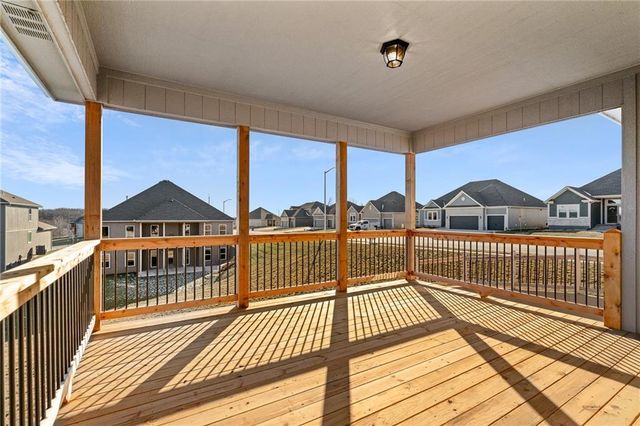 7001 NE 103rd Street, Kansas City, MO 64156