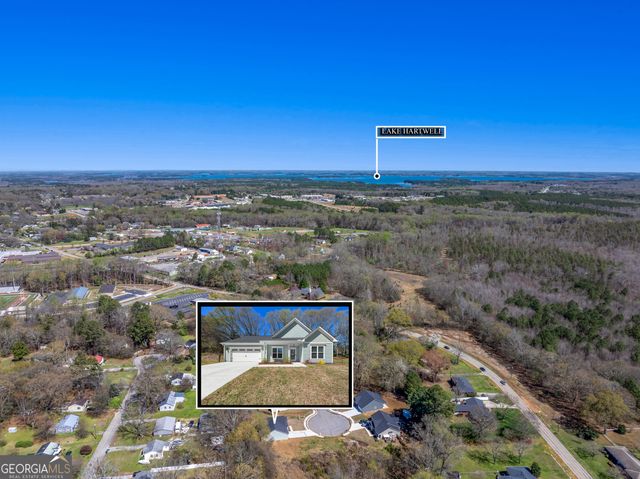 142 Fairview Station, Hartwell, GA 30643